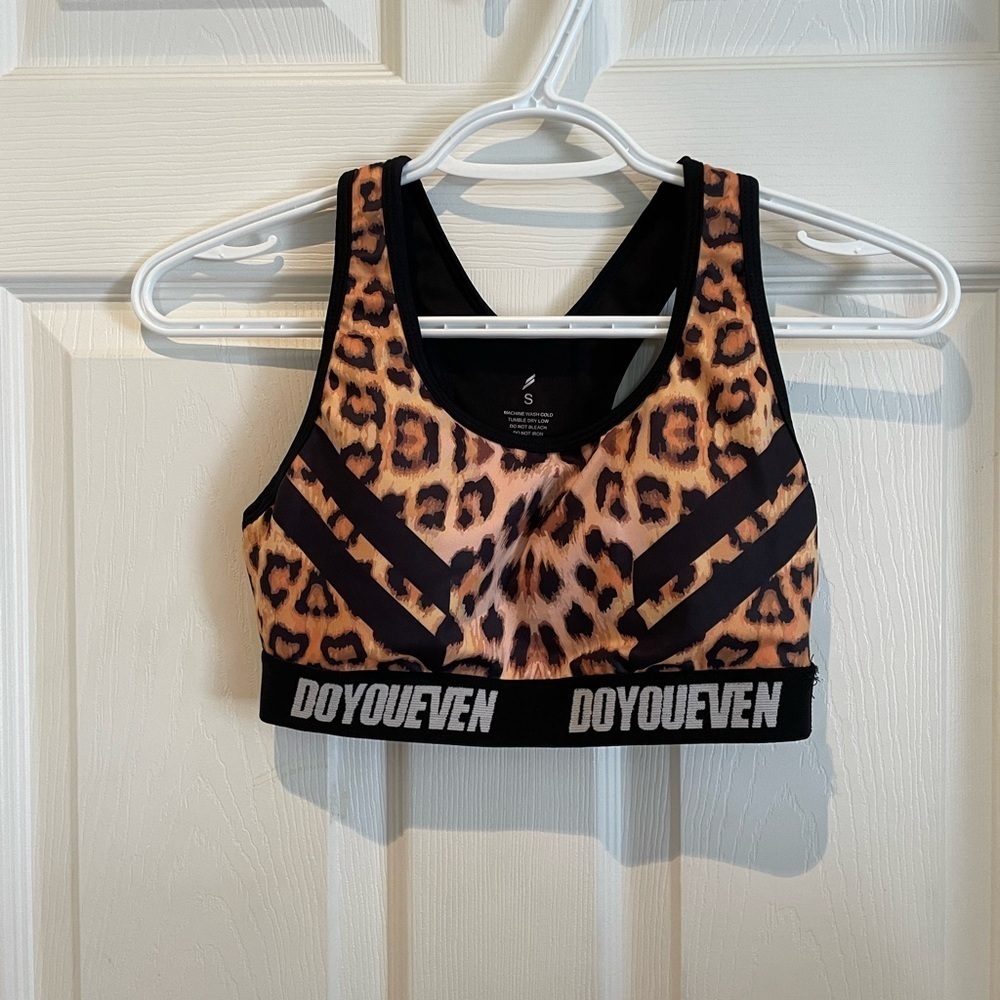 Sports bra